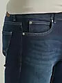 LEE Men's Extreme Motion Slim Straight Leg Jean