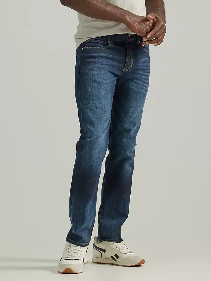 LEE Men's Extreme Motion Slim Straight Leg Jean